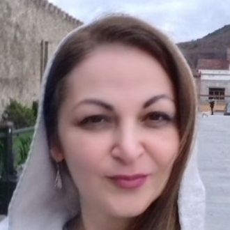 Hi